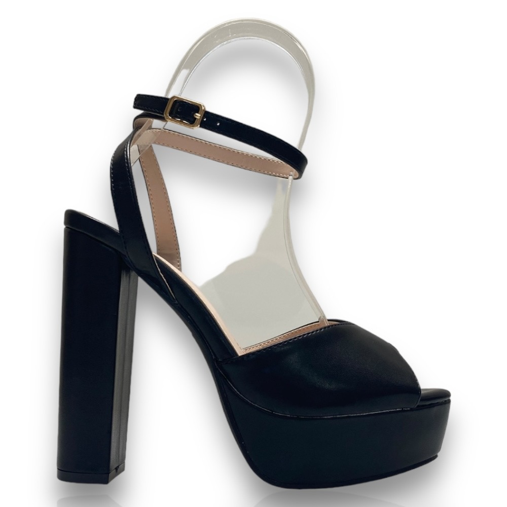 Γυναικεία πέδιλα σε μαύρο χρώμα BLACK 706552