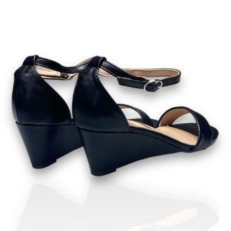 Γυναικείες πλατφόρμες σε μαύρο χρώμα BLACK 702402