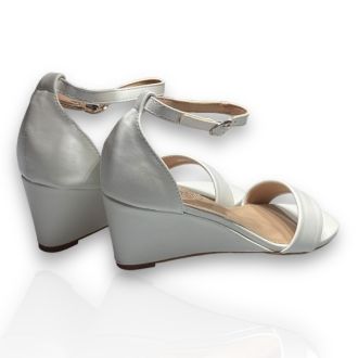 Γυναικείες πλατφόρμες σε λευκό χρώμα WHITE 702407