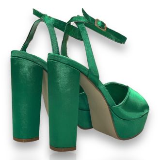 Γυναικεία πέδιλα σε πράσινο χρώμα GREEN 706833